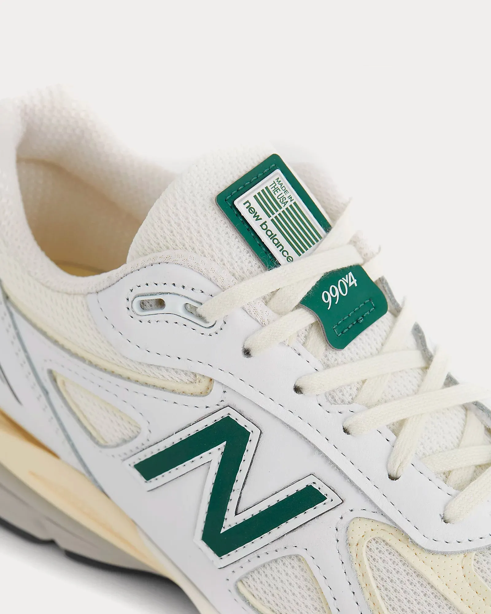 990v4 Calcium / Forest Green Low Top Sneakers