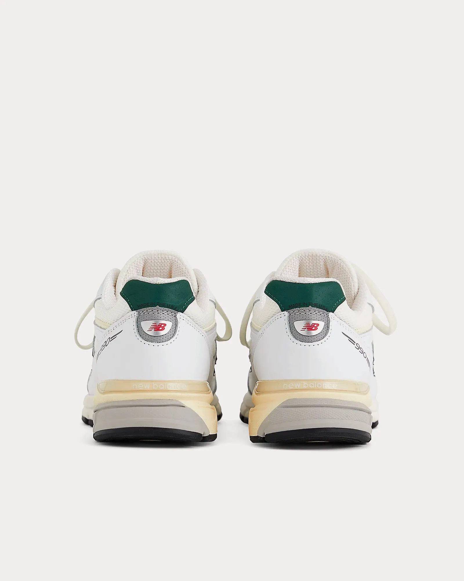 990v4 Calcium / Forest Green Low Top Sneakers