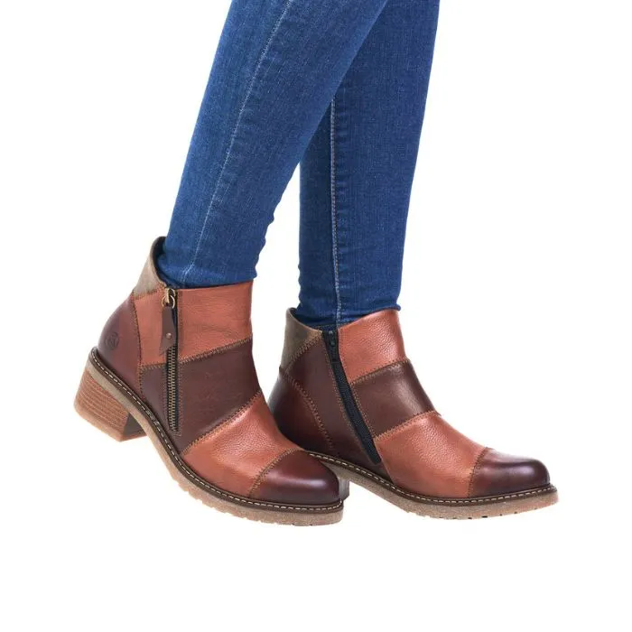 D1A75 Ankle Boot