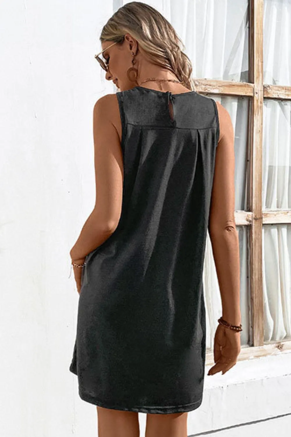 Easy And Free Crew Neck Sleeveless A Line Dress