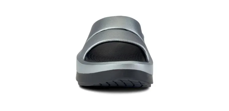 OOFOS Women's OOmega OOahh Stacked Slide - Basalt